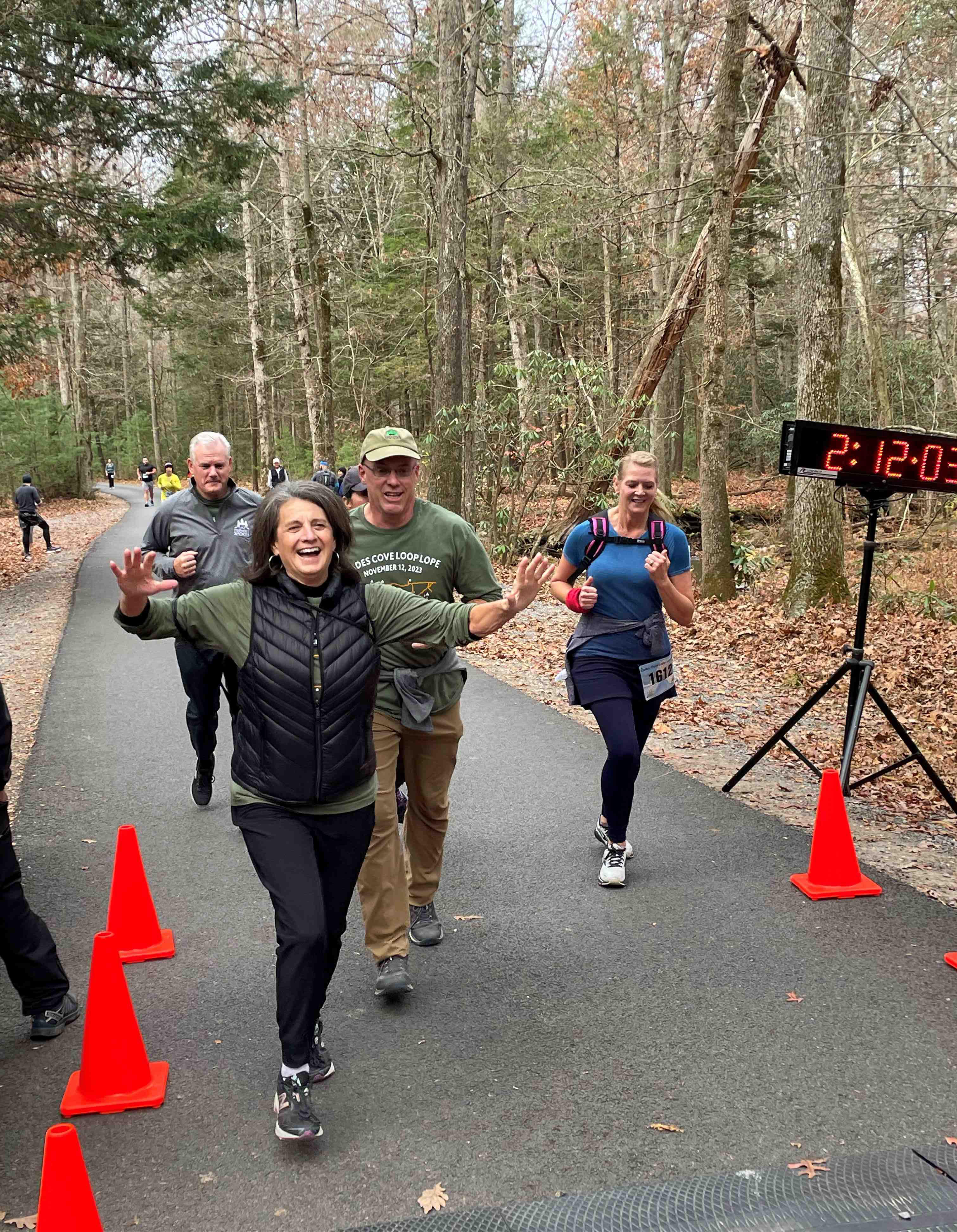 Cades Cove Loop Lope finish line 2023